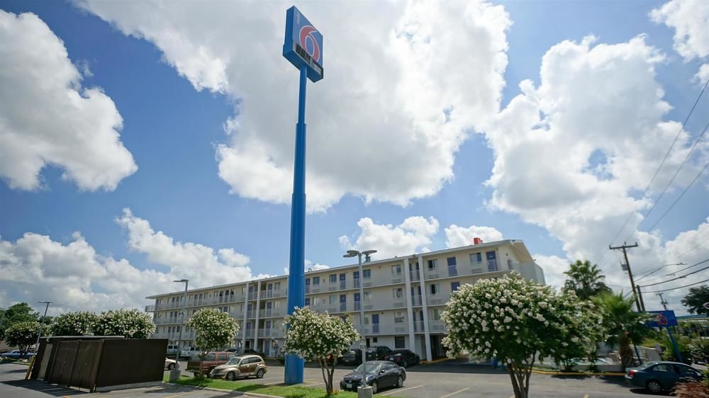Red Roof Inn San Antonio Northeast - Rittiman Rd Экстерьер фото