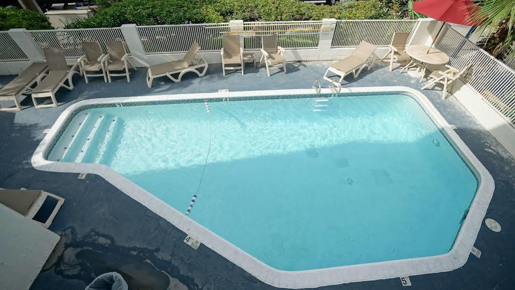 Red Roof Inn San Antonio Northeast - Rittiman Rd Экстерьер фото